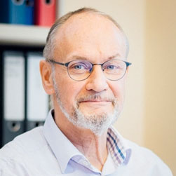 Volkhard Jakubek